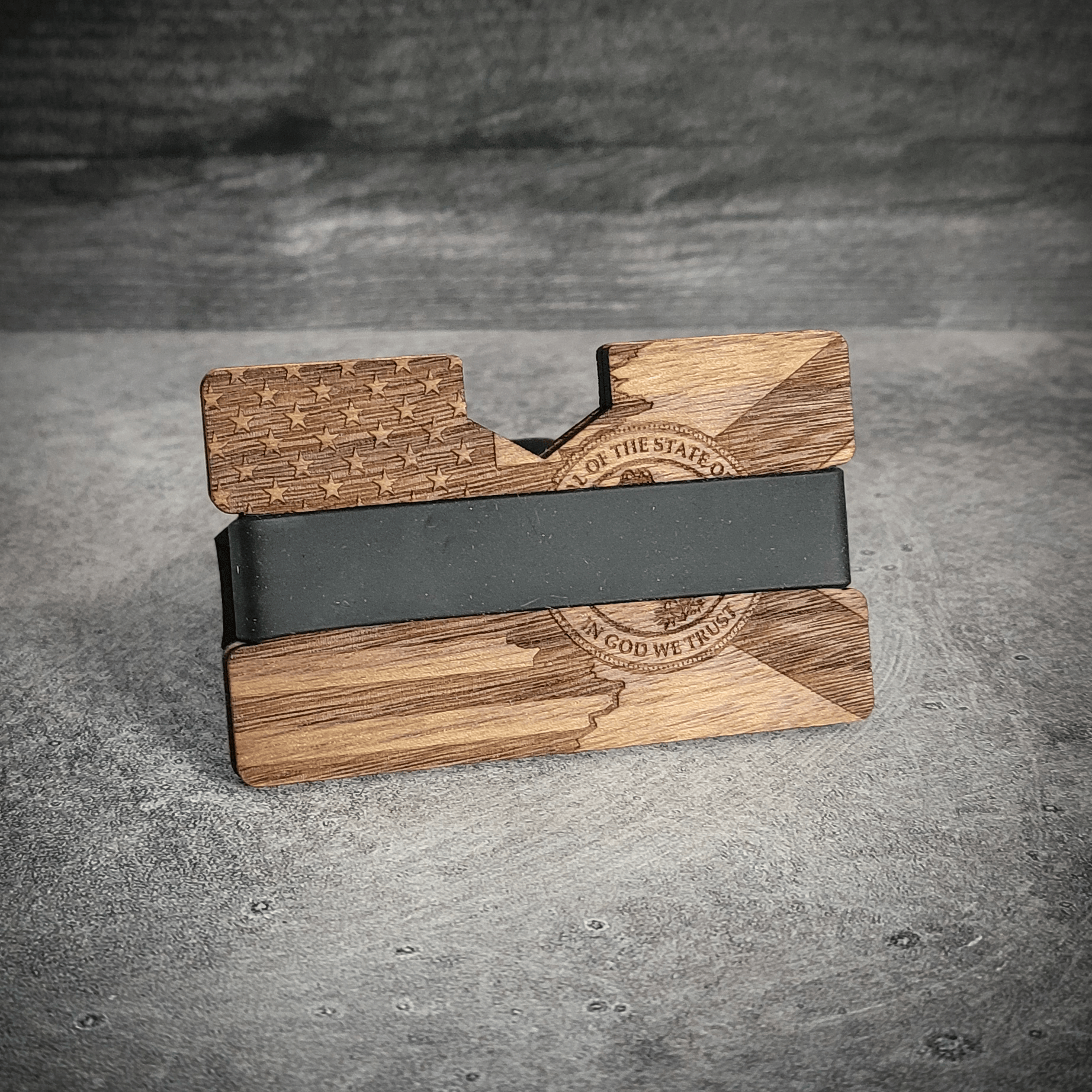 The Dual Allegiance – USA & Florida Flag Engraved Wooden Wallet - 4 Arrows Creations