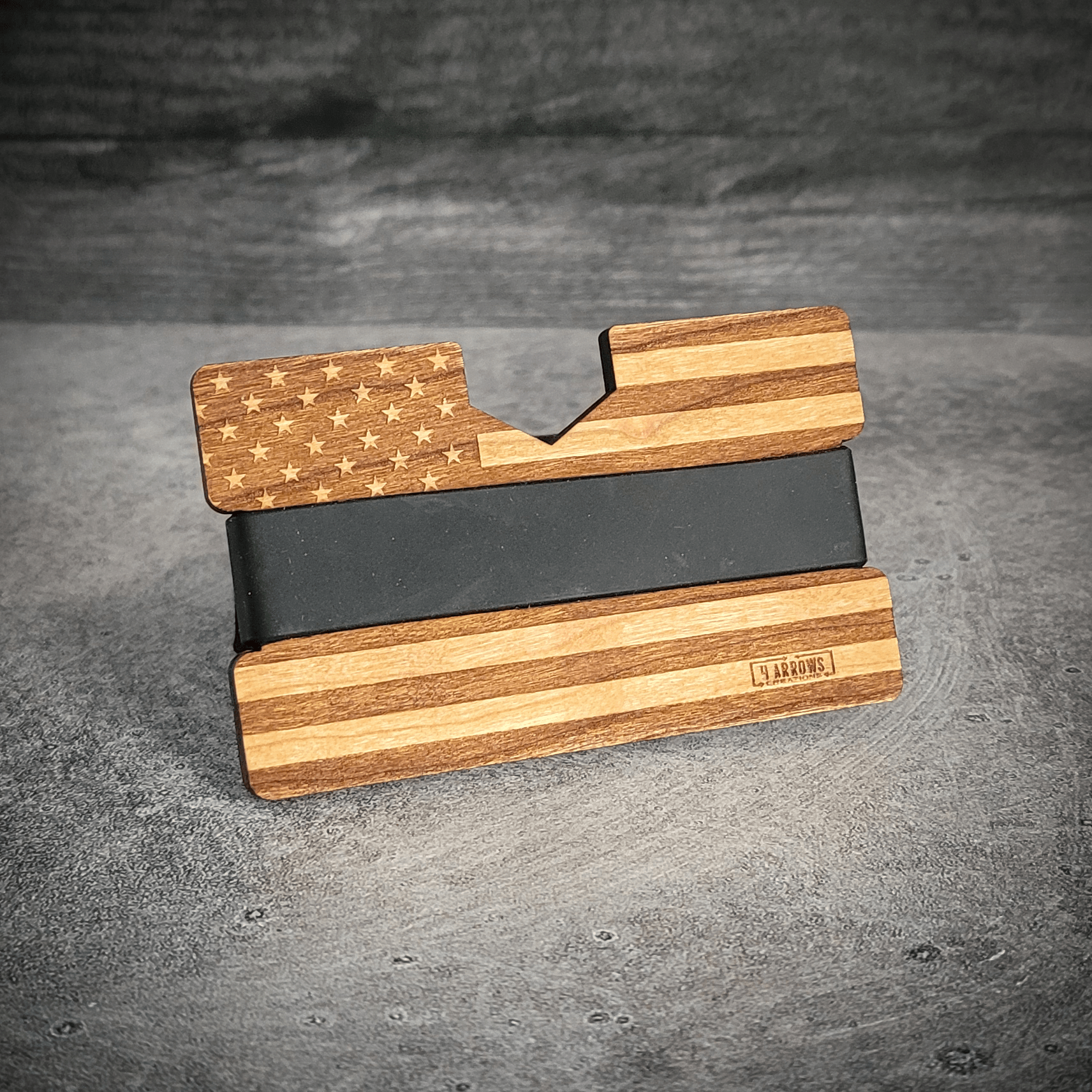 š¦
The Patriot ā American Flag Engraved Wooden Wallet - 4 Arrows Creations