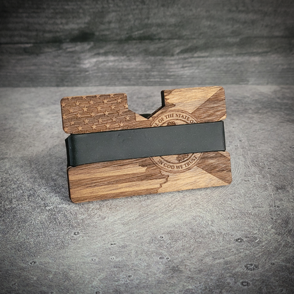 🦅🌴 The Dual Allegiance – USA & Florida Flag Engraved Wooden Wallet