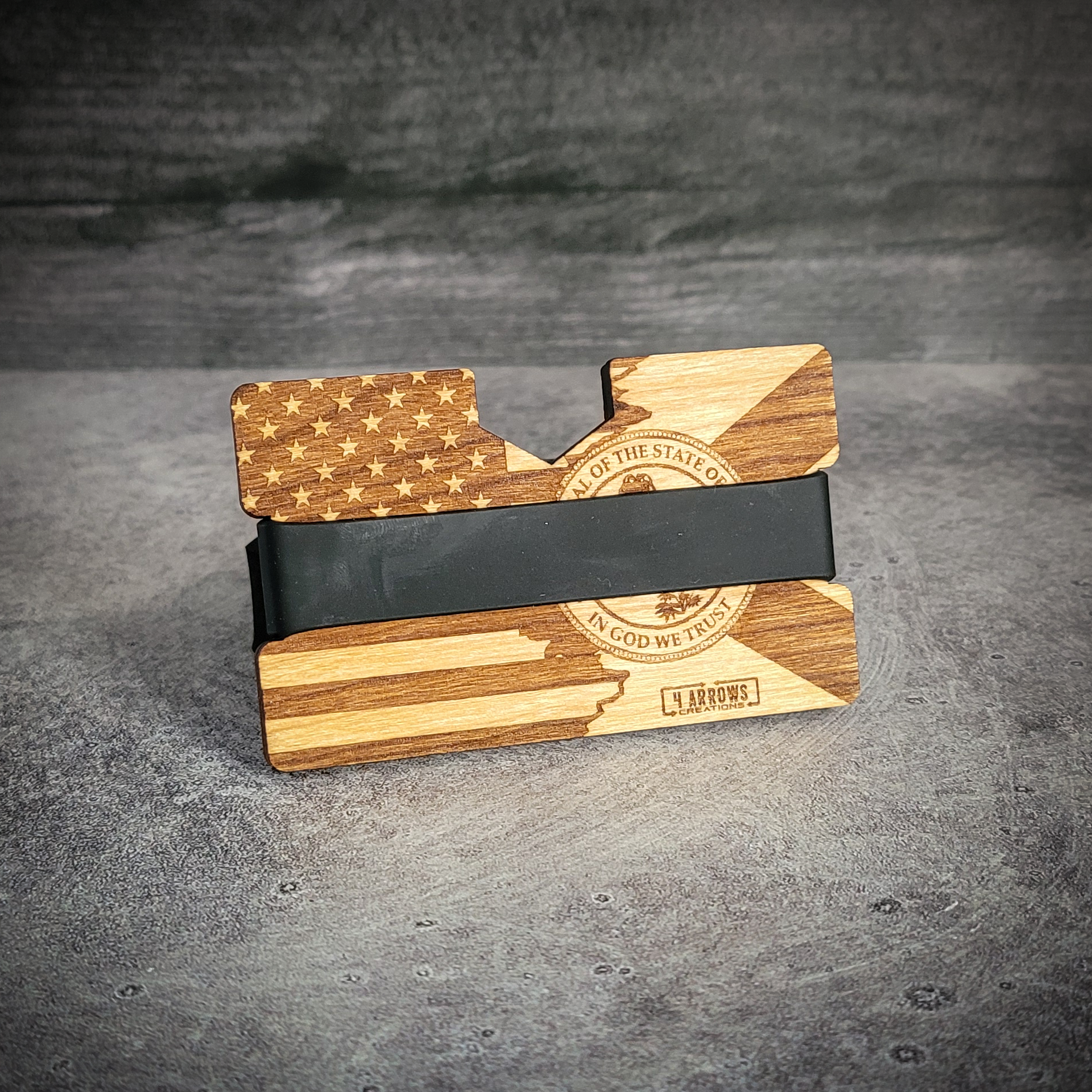 🦅🌴 The Dual Allegiance – USA & Florida Flag Engraved Wooden Wallet