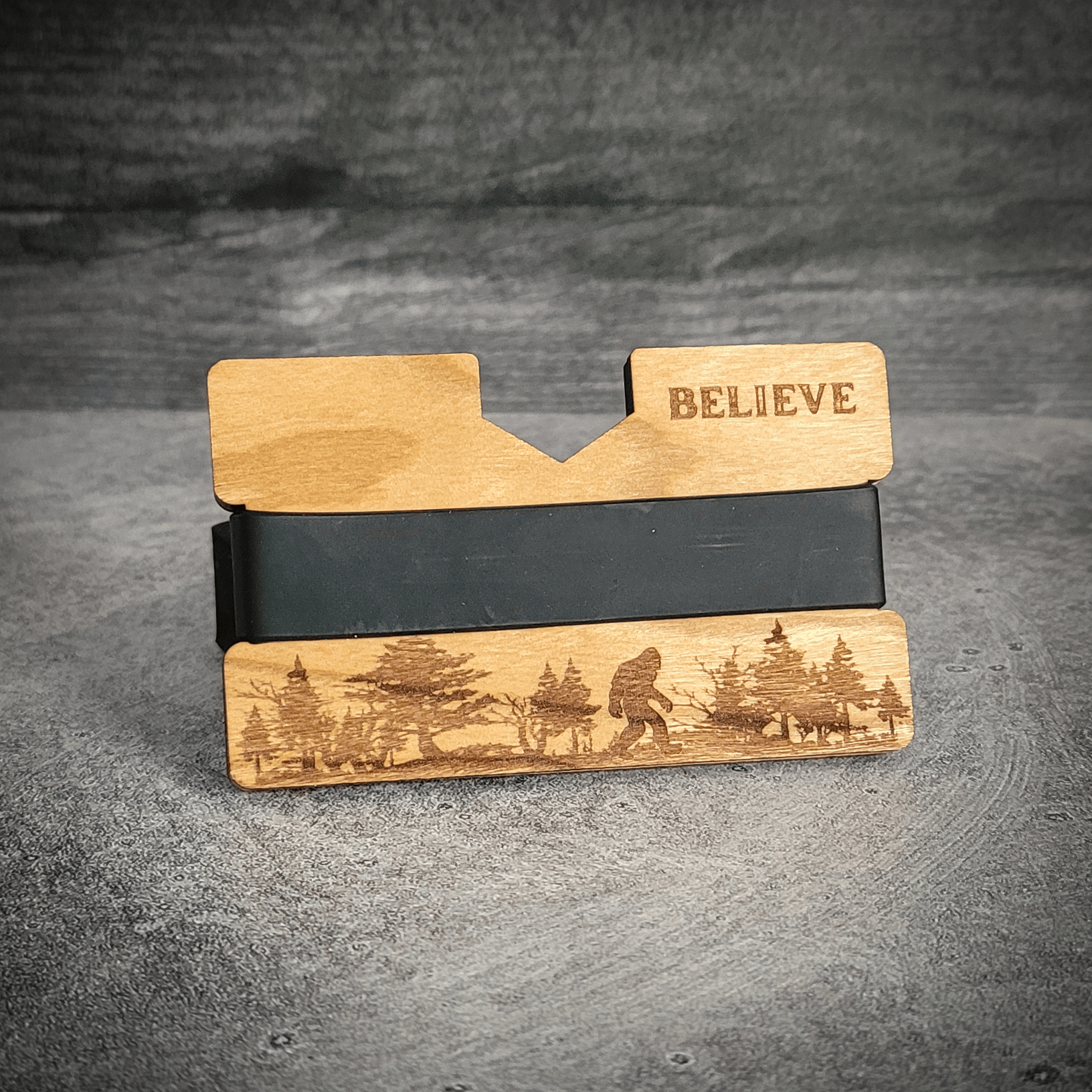 The Believer – Bigfoot Engraved Wooden Wallet - 4 Arrows Creations