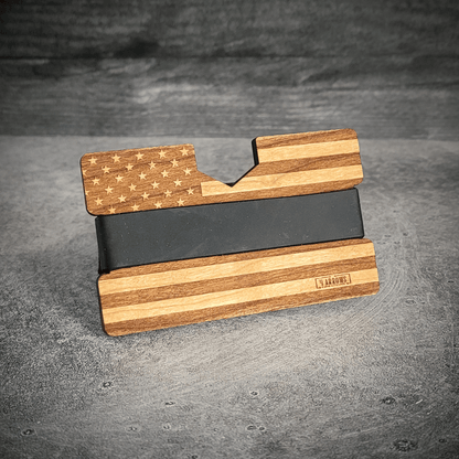 🦅The Patriot – American Flag Engraved Wooden Wallet - 4 Arrows Creations