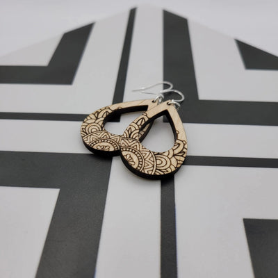 Amphitrite Earrings - 4 Arrows Creations